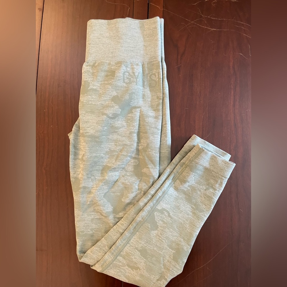 Gymshark OG Green Camo Leggings Medium